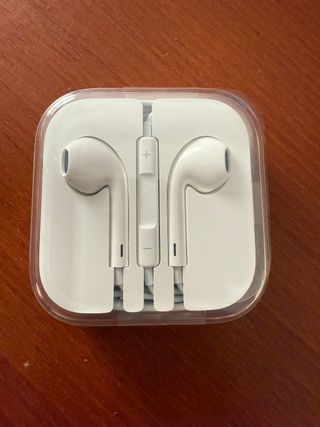 Auriculares Blancos con Control