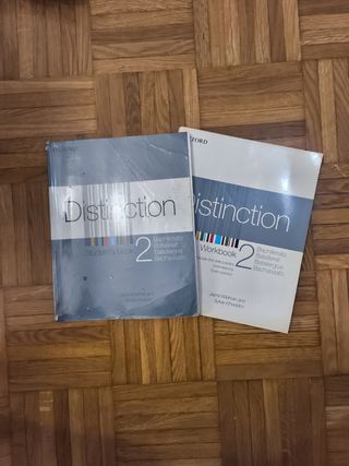 Distinction 2. Student's Book Spanish Edition