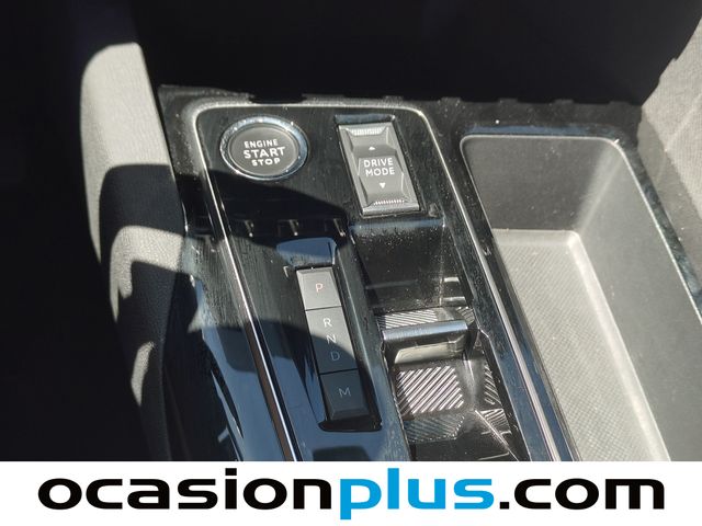 Peugeot 5008 Hybrid 1.2 Allure Pack eDCS6 100 kW (136 CV)