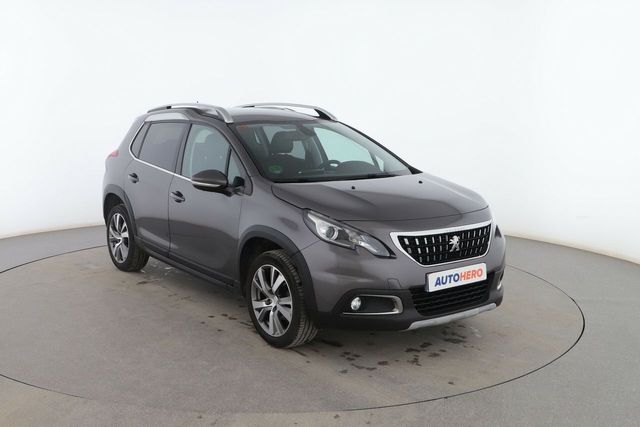 Peugeot 2008 1.2 PureTech Allure