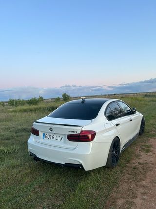 BMW 328 i 2016