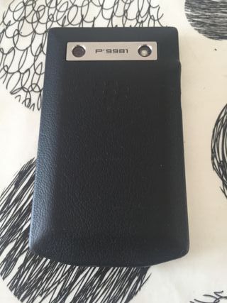 BlackBerry Porsche P9981