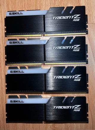 RAM DDR4 G.SKILL TRIDENT Z RGB 32GB DDR4.