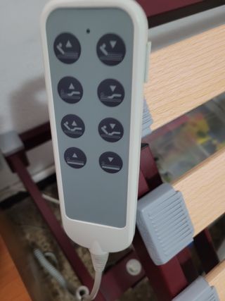 Cama articulada con colchón y mando