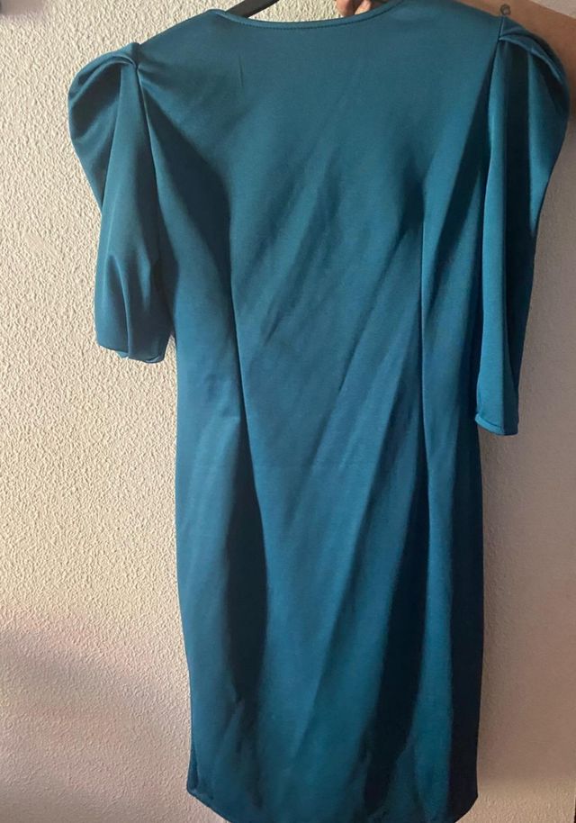 Vestido invitada verde azulado