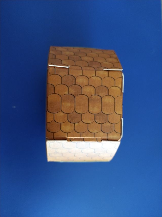 Lego 5005249 Conejo de Pascua con cabaña.