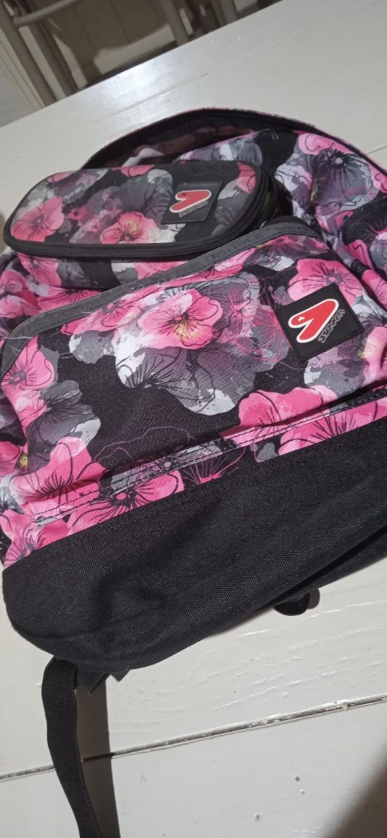 Zaino scuola floreale con astuccio coordinato