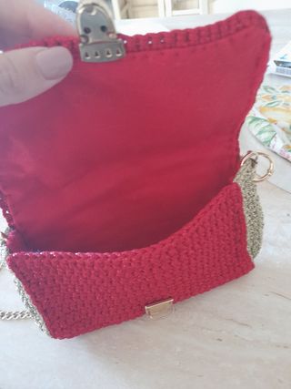 Borsetta fatta a mano rossa e oro