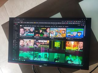 Monitor Gaming AOC 23.8 165Hz G-SYNC
