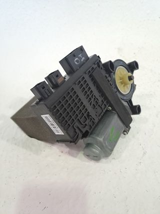 MOTOR ELEVALUNAS DELANTERO IZQUIERDO CITROEN C4 GRAND PICASS (4)