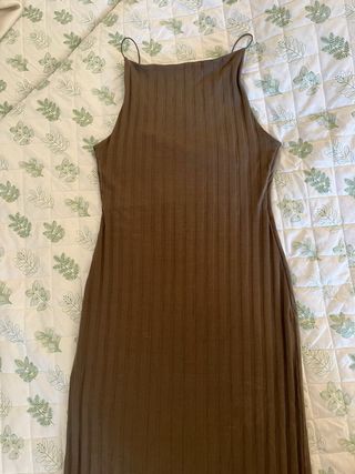 Vestido Zara marrón acanalado