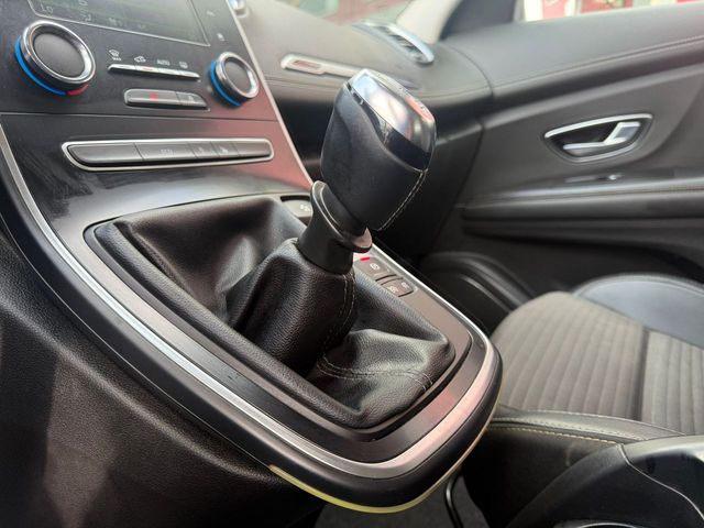 Renault Grand Scénic Limited TCe 103kW (140CV) GPF