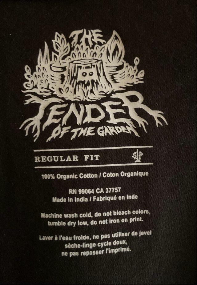 Camiseta Element Negra colaboración con TIMBER.