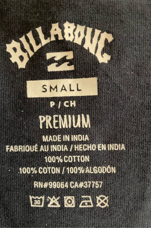 Camiseta Element Negra colaboración con TIMBER.