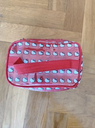 Neceser Hello Kitty rojo