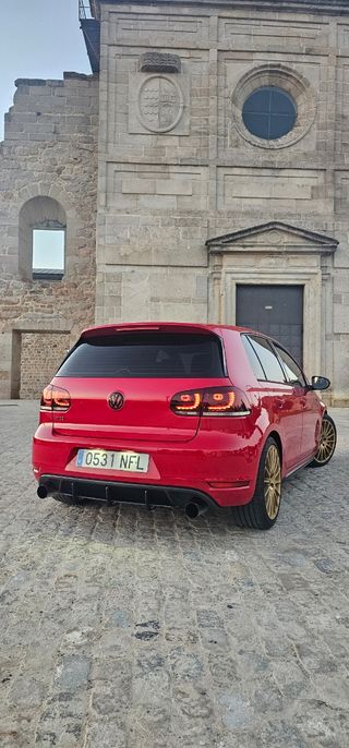 GTI VI 211CV EDICION ADIDAS