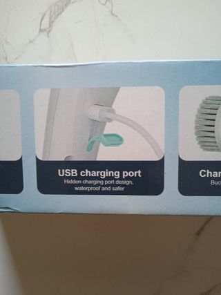 Cepillo de limpieza eléctrico USB