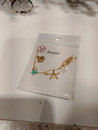 Pulsera con dijes de mar