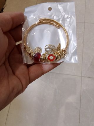 Pulsera con dijes de mar