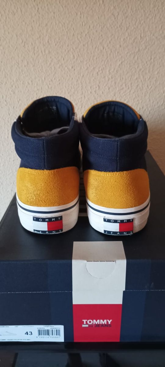 Zapatillas Tommy Jeans.