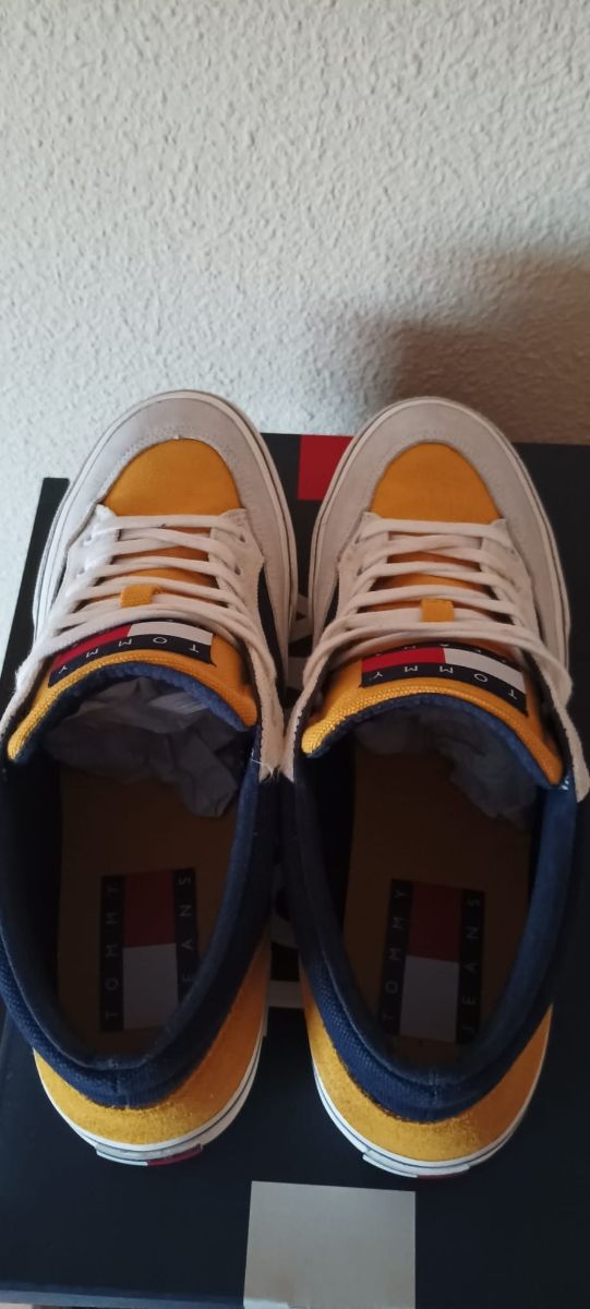 Zapatillas Tommy Jeans.