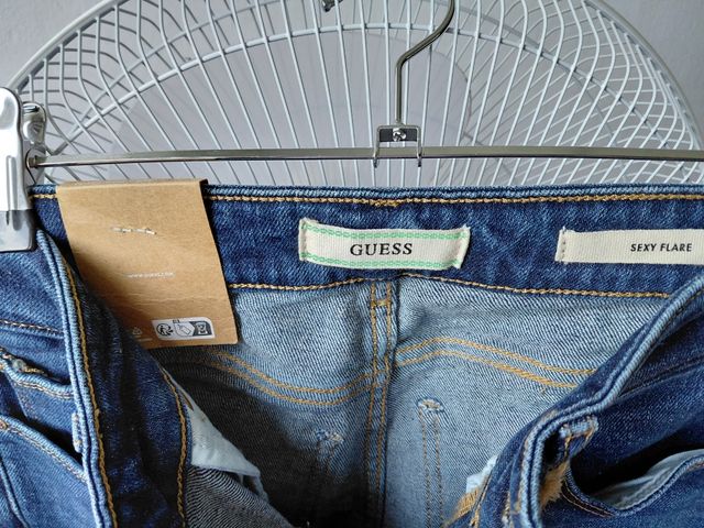 Vaqueros Guess Talle Alto Acampanados