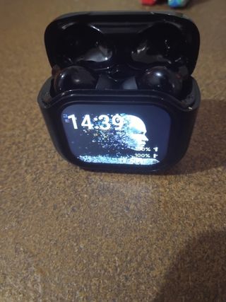 Auriculares con pantalla