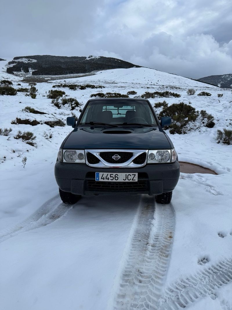 Nissan Terrano II 2000 - foto 1