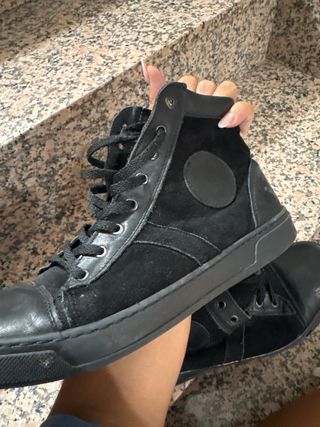 Zapatos negros de ante y piel