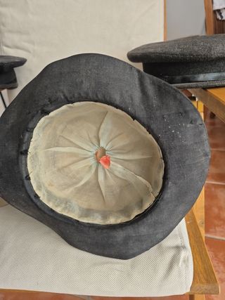 Sombrero de época negro