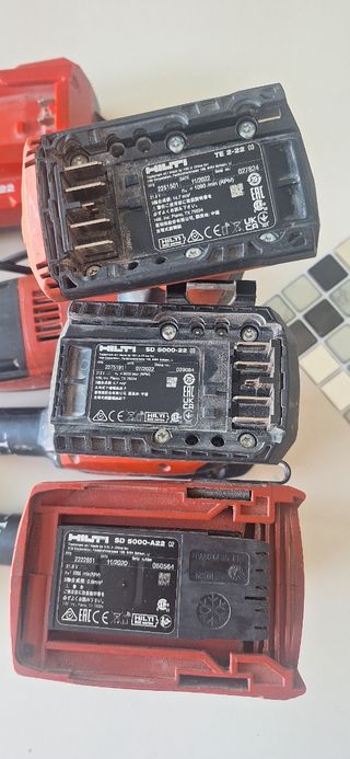HILTI SD 5000-A22 02 Martillo y atornilladora. 
