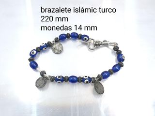 7 braccialetti in legno e turchi Eye