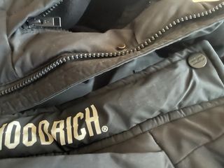 Abrigo Hoodrich Negro