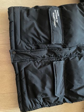 Abrigo Hoodrich Negro