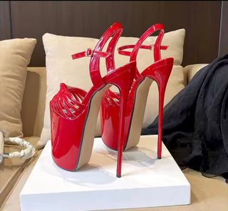 N40 Sandalias Plataforma Roja Talla 40