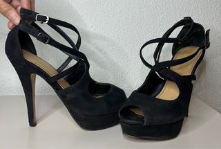 Zapatos de tacón negros