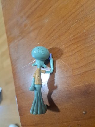 Figura Calamardo Tentáculos Comansi