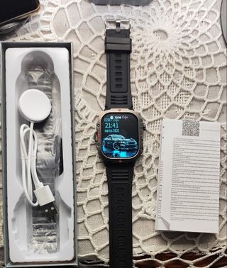 Reloj Inteligente Negro y Plateado