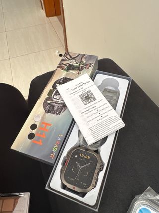 Reloj Inteligente Negro y Plateado