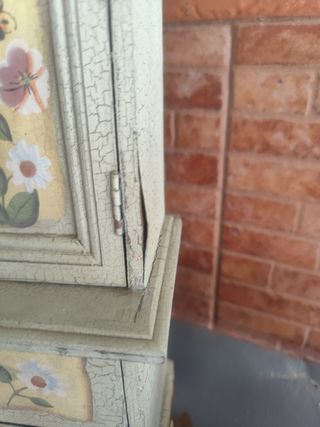 Mueblecito decorativo con cajones