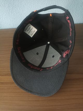 Gorra Superdry Negra