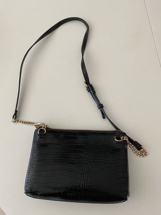 Bolso Parfois negro efecto charol