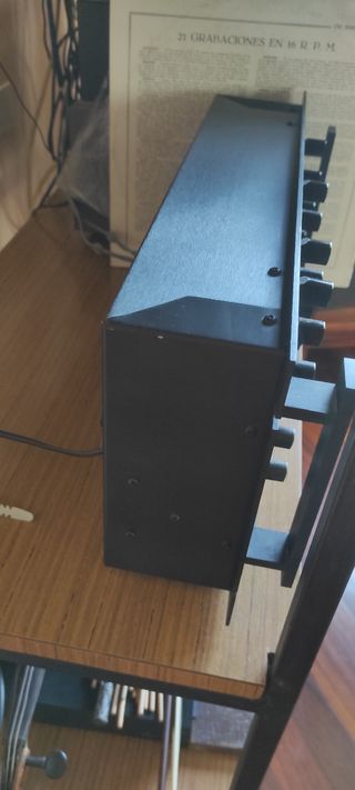 Ecualizador Paramétrico SAE 2800 Negro