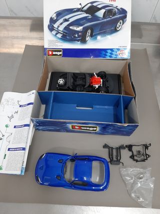 Coche a escala Burago Viper GTS 1996