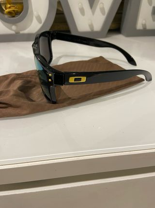 Gafas de sol Oakley negras