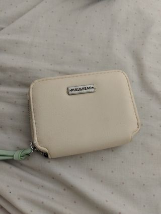 Cartera Pull&Bear beige y verde agua