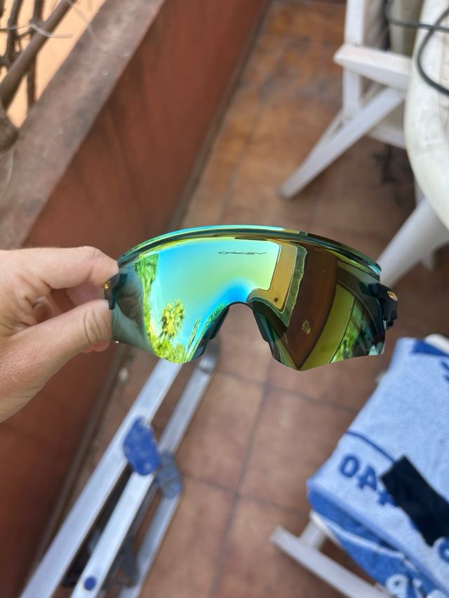 Oakley Encoder