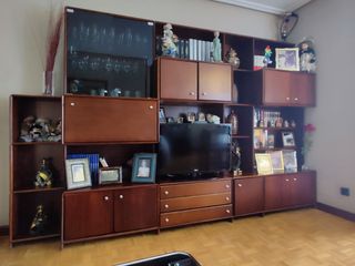 Mueble de salón modular madera.  