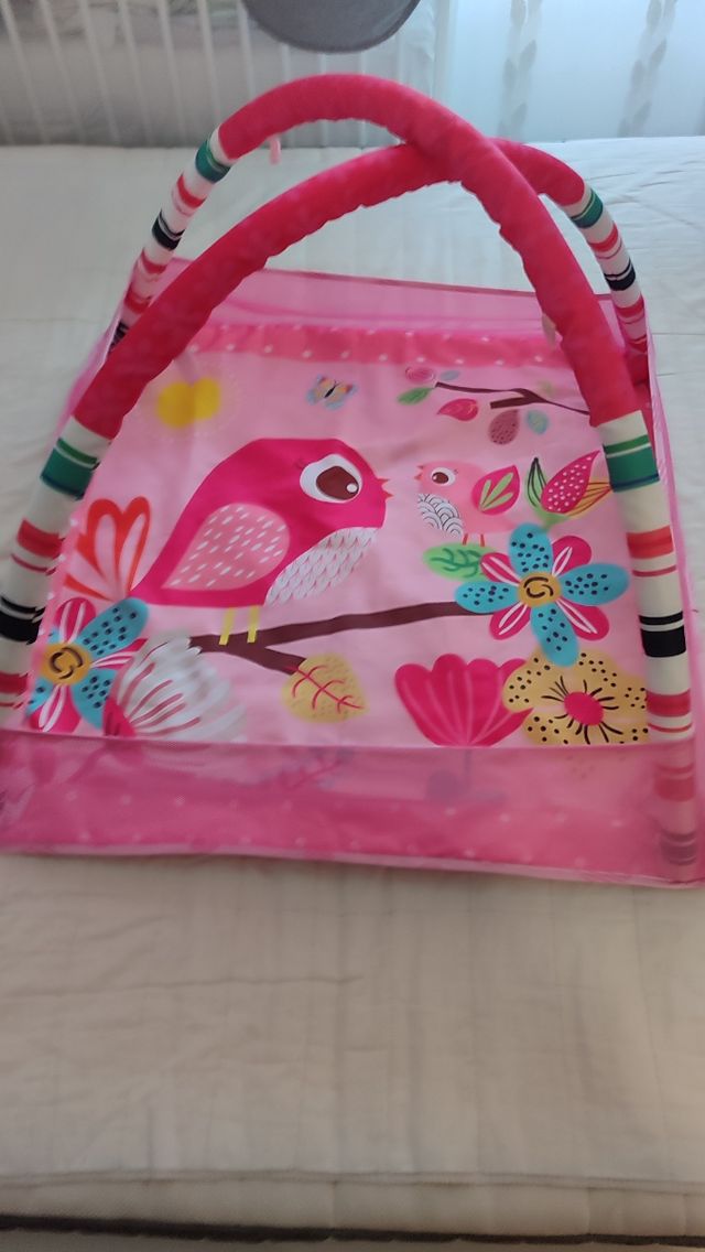 Alfombra de actividades para bebé