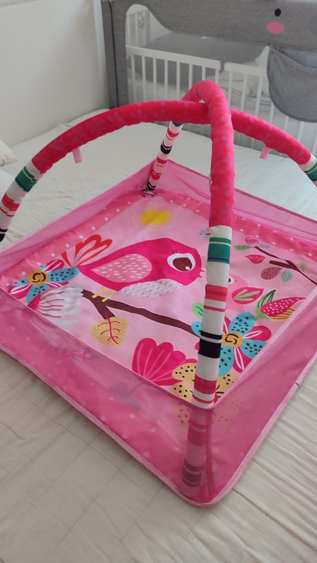 Alfombra de actividades para bebé